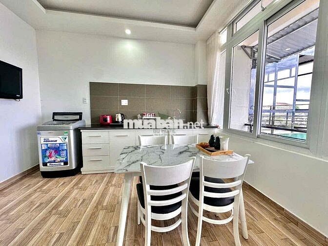 CHO THUÊ CĂN HỘ 2 PHÒNG VIEW ĐẸP ĐƯỜNG CAO THẮNG GIÁ 9,8 TRIỆU/THÁNG