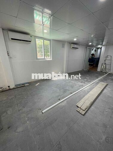 Cho thuê văn phòng mặt tiền Lê Quốc Hưng Q4 chính chủ
