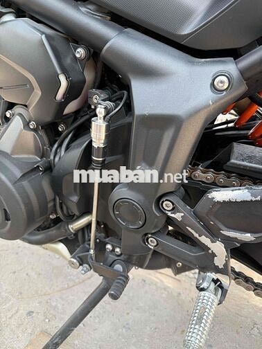 Triumph Trident 660 Đen Thể thao