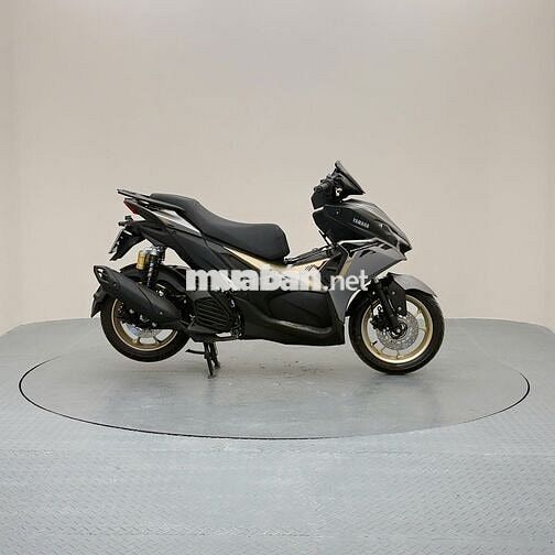YAMAHA NVX V3 - 2025 - 8.000KM 