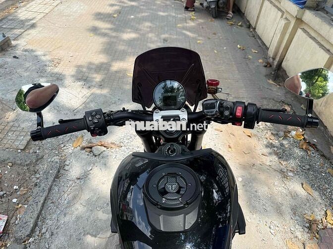 Triumph Trident 660 Đen Thể thao