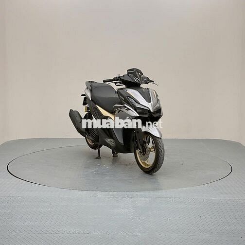 YAMAHA NVX V3 - 2025 - 8.000KM 
