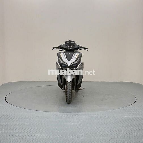 YAMAHA NVX V3 - 2025 - 8.000KM 