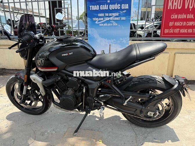 Triumph Trident 660 Đen Thể thao