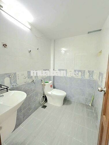Nhà đường Phan Anh [4x16, 3 lầu, 4pn, 5toilet] 15tr/tháng