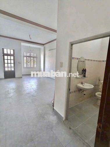 Cho Thuê Nhà 1 Trệt 1 Lầu 2PN 3WC 4x22m Hẻm 88 Nguyễn Văn Quỳ Q.7