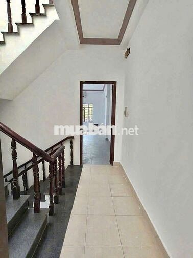 Cho Thuê Nhà 1 Trệt 1 Lầu 2PN 3WC 4x22m Hẻm 88 Nguyễn Văn Quỳ Q.7