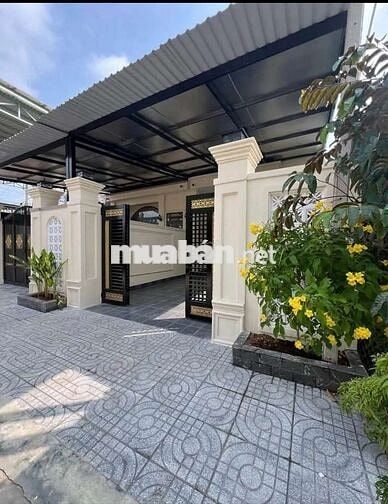 Bán nhà cấp 4 sổ hồng riêng, DT 100m2 ngay KDC Phong Phú giá 730triệu