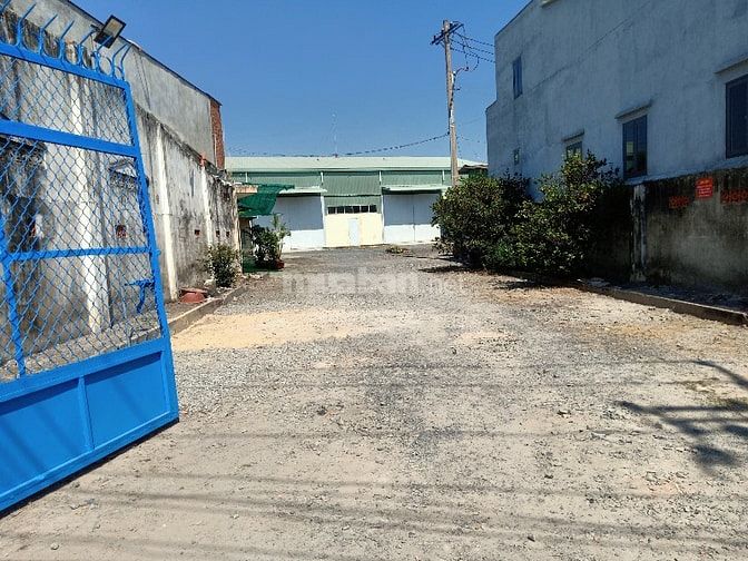 Nhà xưởng diện tích 1000m2, khuôn viên 3175m2