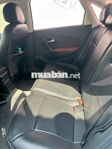 Volkswagen Polo 2015 Trắng