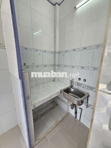 Mặt tiền HXH 2 chiều thông,tiện kinh doanh,ngay chợ Hanh Thông Tay
