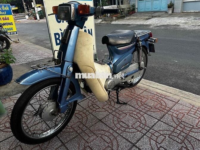 Honda Cub 50 Xanh