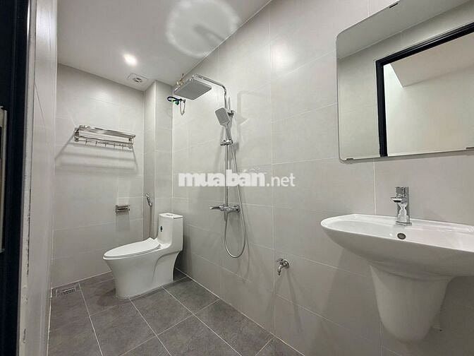 Nhà trung tâm phố An Dương, 4 tầng hiện đại đường thông oto