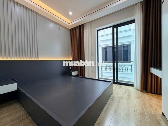 Nhà trung tâm phố An Dương, 4 tầng hiện đại đường thông oto