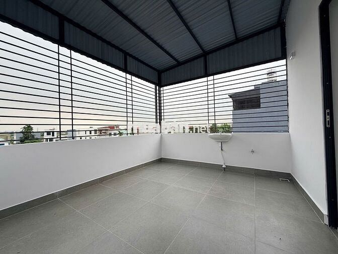 Nhà trung tâm phố An Dương, 4 tầng hiện đại đường thông oto