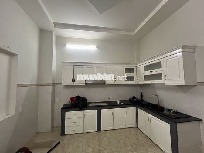BÁN GẤP NHÀ MẶT TIỀN NGUYỄN THỊ CHẠY GẦN CHỢ TÂN LONG 89M2