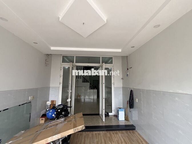 BÁN GẤP NHÀ MẶT TIỀN NGUYỄN THỊ CHẠY GẦN CHỢ TÂN LONG 89M2