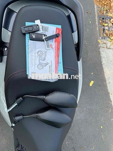 Honda SH 160 ABS 2026 Xám 284 km. em bao ra tên