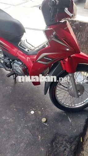 Honda Blade Đỏ Thể thao