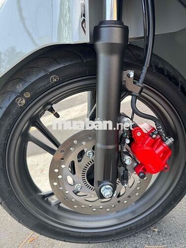 Honda SH 160 ABS 2026 Xám 284 km. em bao ra tên
