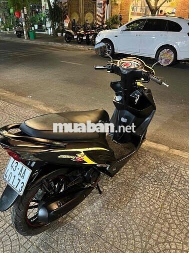 Kimco Candy 50cc Đen vàng