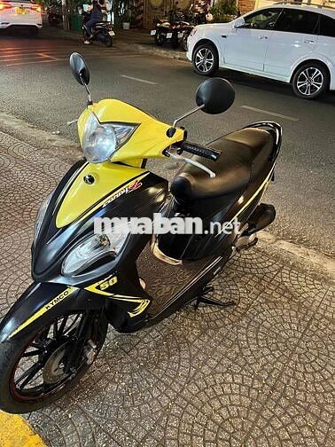 Kimco Candy 50cc Đen vàng