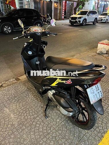Kimco Candy 50cc Đen vàng