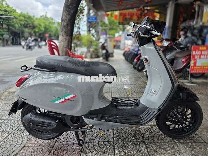Piaggio Vespa Sprint Xám 40000 km