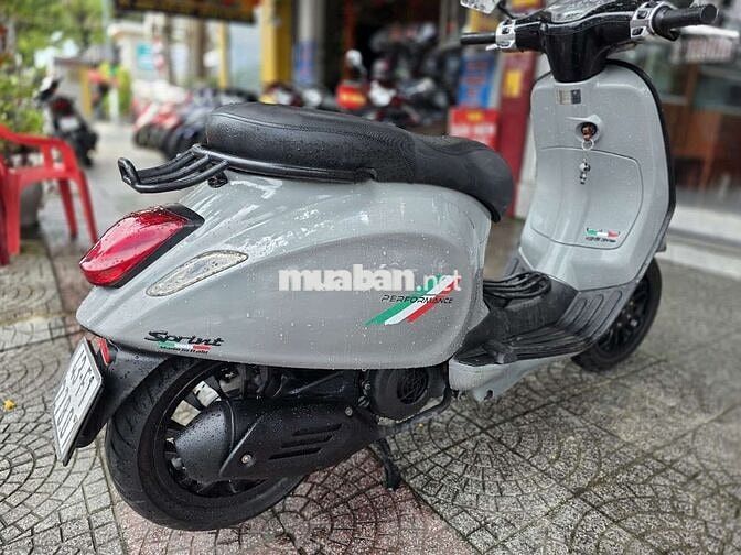 Piaggio Vespa Sprint Xám 40000 km