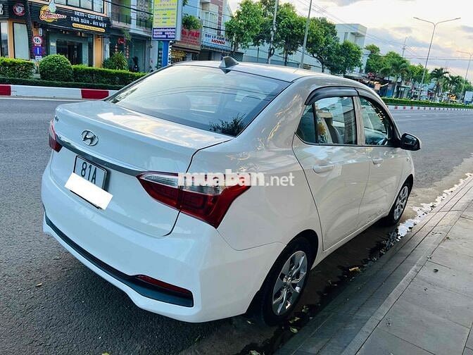 Hyundai i10 Sedan 2018 Trắng