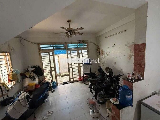 NHÀ 40,3M2 HẺM 54 TRẦN XUÂN SOẠN 40,3 1 TRỆT 1 LẦU KẾ CẦU TÂN THUẬN