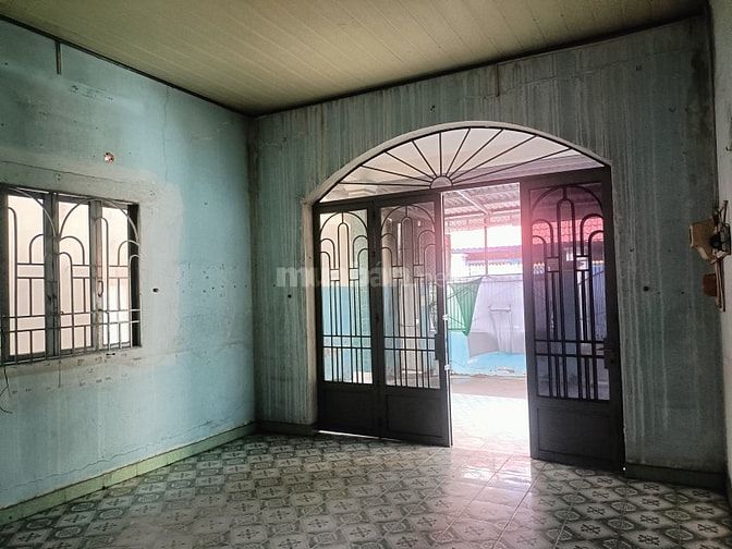 BÁN ĐẤT TẶNG NHÀ - ĐANG CHO THUÊ 177M2 - GIÁ NHỈNH 5 TỶ.