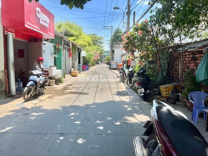 Chủ cần bán lô đất mặt tiền đg 19 Thạnh Mỹ Lợi Q2