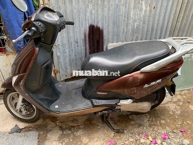 Honda SCR110 màu Nâu