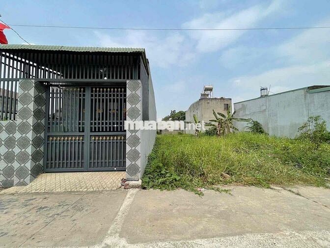 Đất ngay chợ Hương Phước Phước Tân sổ riêng đươờng ô tô giá rẻ sát ql