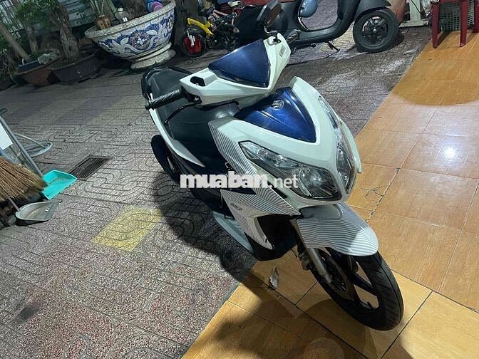 Bán xe Su  Impulse 2015 Trắng Xanh,Bstp chính chủ