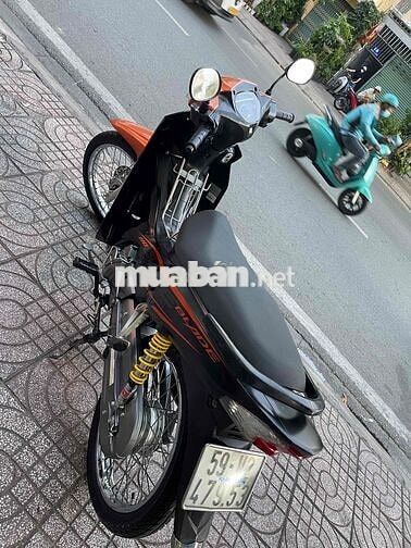 Blade Cam đen 17876 km cầm đồ xe chứng uỷ quyền