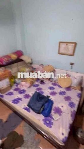 Nhà Ngay Vị Trí Vàng Của Quận 10, Nhà Sơn Lại Là Như Mới, Sát Hẻm Ôto