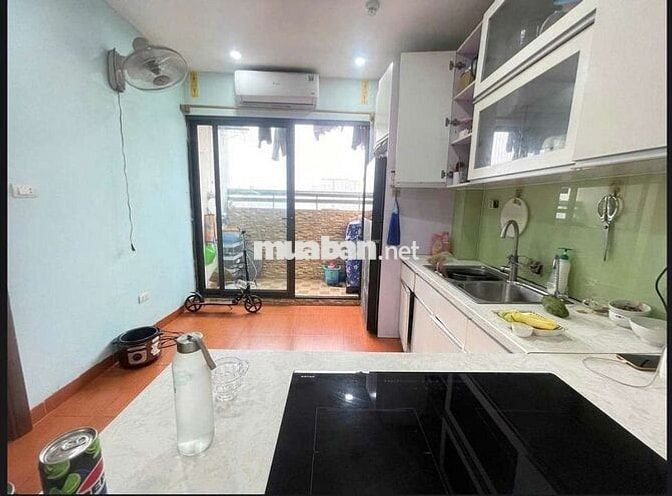 CĂN CHUNG CƯ 2 NGỦ 2 WC NẰM NGAY MẶT PHỐ HỘ KHẨU HOÀNG MAI