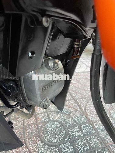 Blade Cam đen 17876 km cầm đồ xe chứng uỷ quyền