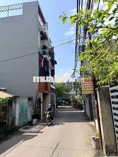 CẦN BÁN GẤP NHÀ ĐẸP VÀO Ở NGAY K428 TÔN ĐẢN