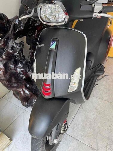 Piaggio Vespa 2022 125 Đen