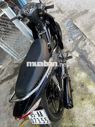 Xe máy Elegant 50cc Đen