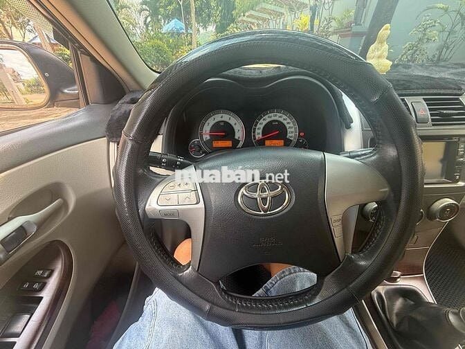 Toyota Corolla Altis 2013 1.8G