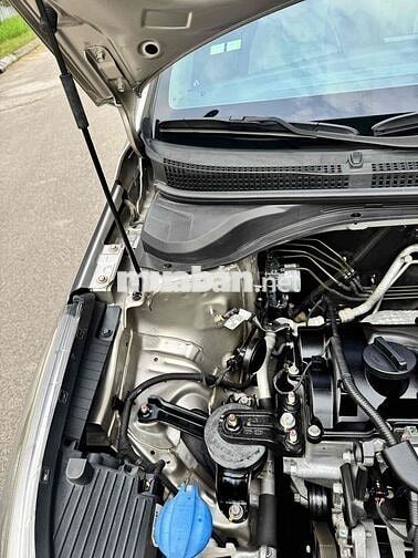 Hyundai Accent 2021 Vàng cát 8000 km