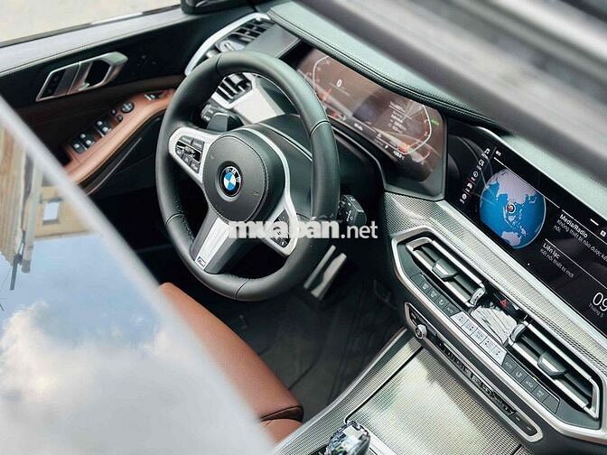 BMW X5 xDrive40i M-SPORT Model 2021