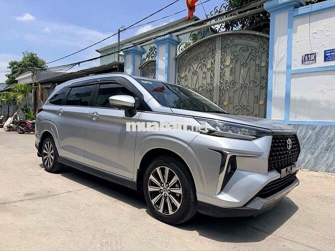 Toyota Veloz Cross 1.5 Số tự động 7 chỗ nhập 2022