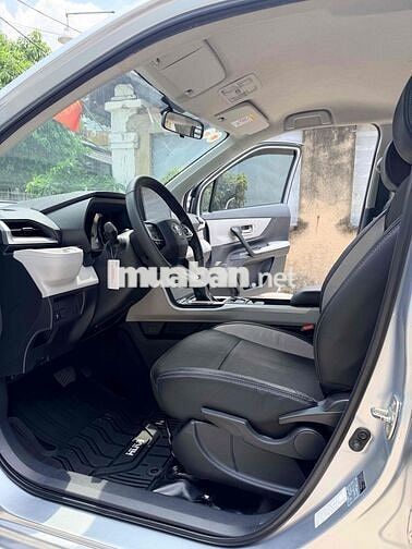 Toyota Veloz Cross 1.5 Số tự động 7 chỗ nhập 2022