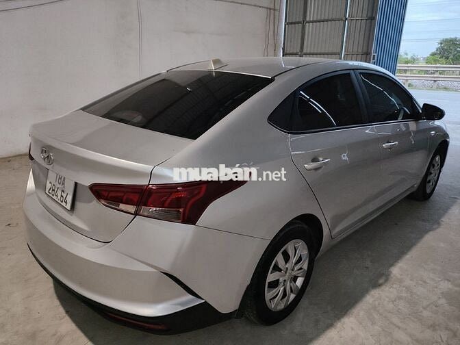 Hyundai Accent MT base 2021 Xám