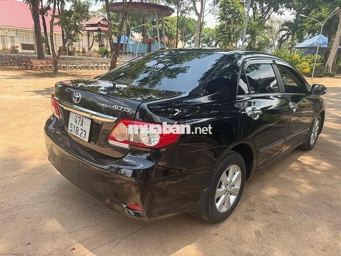 Toyota Corolla Altis 2013 1.8G